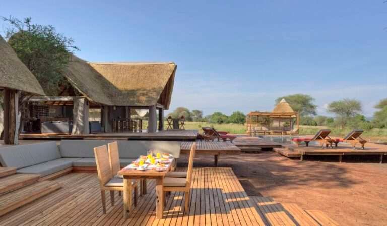 ndovu-camp-exterior